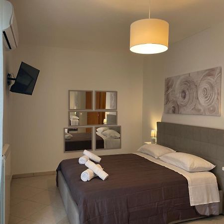 La Dimora Dei Sogni Apartment Месане Екстериор снимка