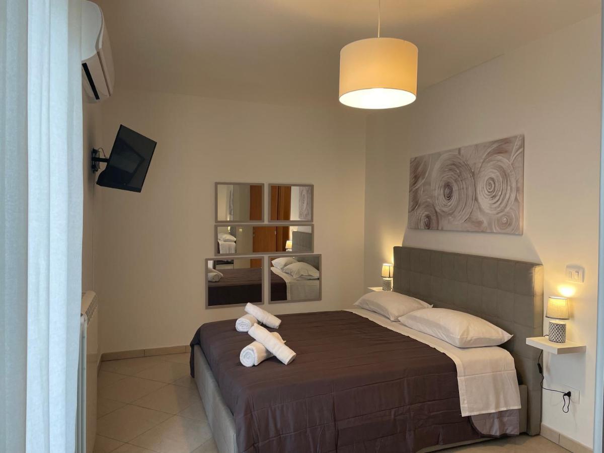 La Dimora Dei Sogni Apartment Месане Екстериор снимка